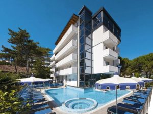 hotel bellevue lignano